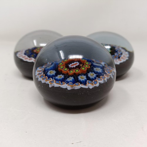 789 - Three early Vasart paperweights (3)