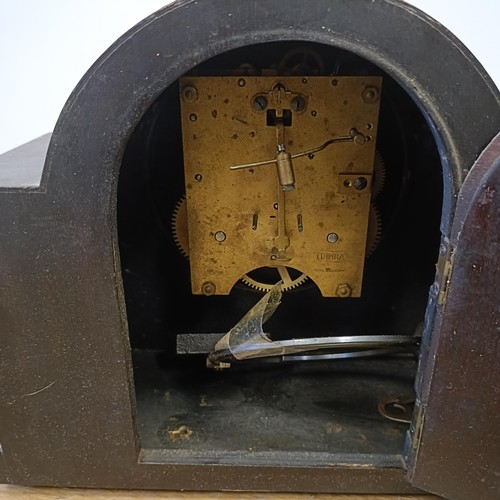 753 - A mantel clock, in an oak case, and four other clocks (box)