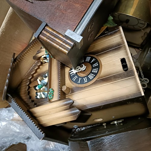 754 - Assorted clocks (2 boxes)