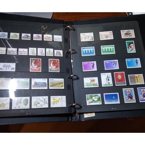 299 - Ireland, comprehensive collection from 1922 -1960, all stamps represented, in unused condition, many... 