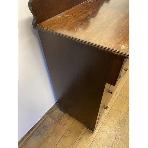 1551 - A mahogany chest, having four drawers, 103 cm wide and a Victorian mahogany chiffonier, 113 cm wide ... 