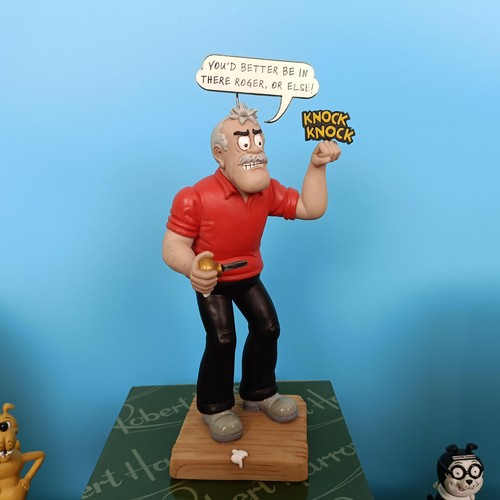 577 - A Robert Harrop limited edition Beano figure, BDYP10, BDLE96, BDCS99, BD10, BD20, BDS02, BDFG10, BDC... 