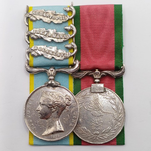 826 - A pair of medals, awarded to Stephenson, comprising a Crimea Medal, with Balaklava Inkermann and Seb... 