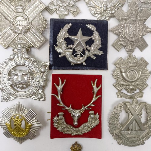 984 - Assorted Scottish Regiment and other badges (box)