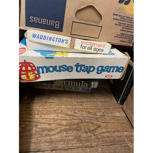 1251 - Assorted toys and games (qty)