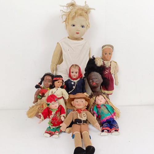 1253 - A Norah Wellings felt Scout doll and other dolls (box)