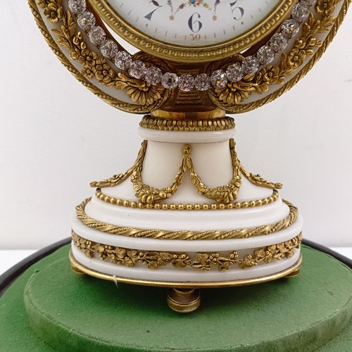 1505 - A French mantel clock, the 7.5 cm diameter enamel dial, signed Causard Hger du Roy A Paris, fitted a... 