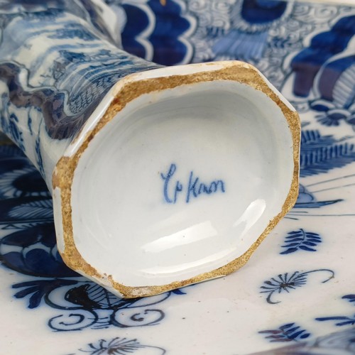 1407 - A pair of blue and white Delft dishes, 36 cm diameter, and assorted other Delft (9)