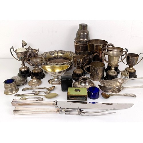 1410 - Assorted silver plate (box)