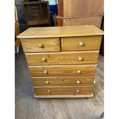 1630 - A pair of bedside tables, and a pine chest (3)