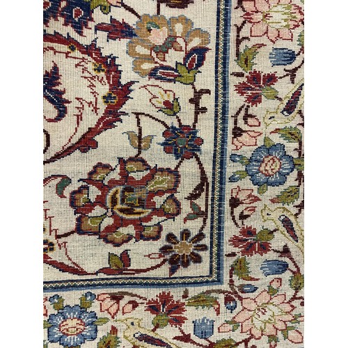 1598 - An Estethon rug, 199 x 143 cm