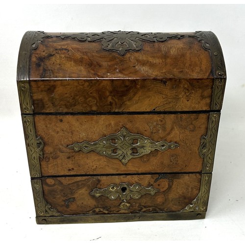 1459 - A walnut and brass bound decanter box, 14 cm wide