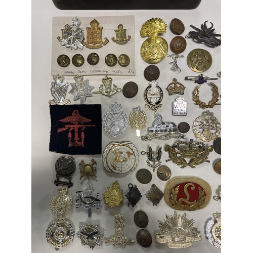 980A - Assorted stay-brite military badges, and other items