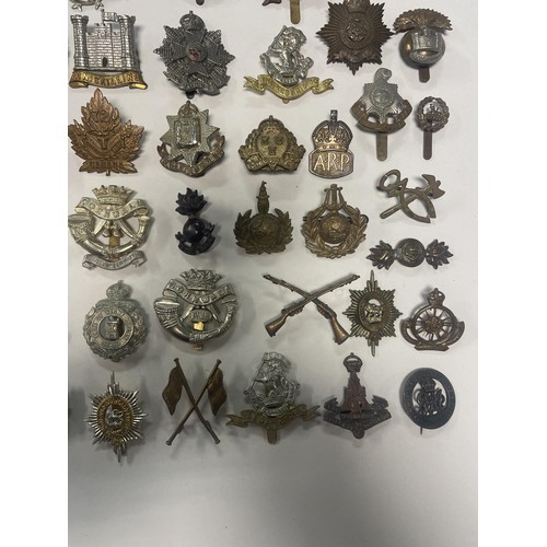 983A - Assorted military and other badges