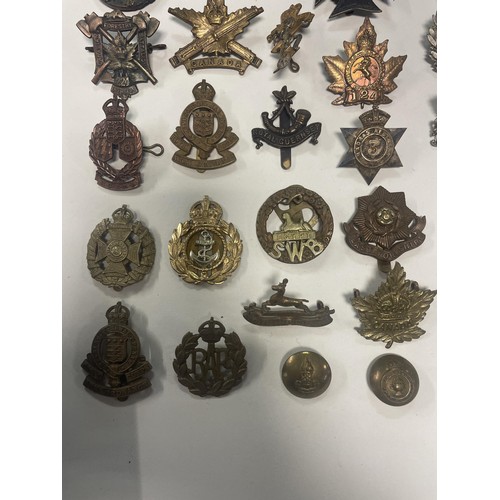 984A - Assorted military and other badges