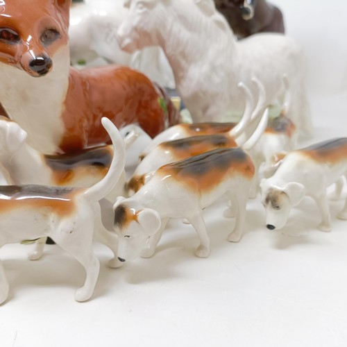 1458 - A Beswick huntsman, another, assorted Beswick horses, Beswick hounds and other Beswick items (qty)