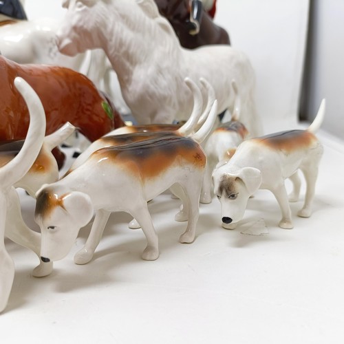 1458 - A Beswick huntsman, another, assorted Beswick horses, Beswick hounds and other Beswick items (qty)