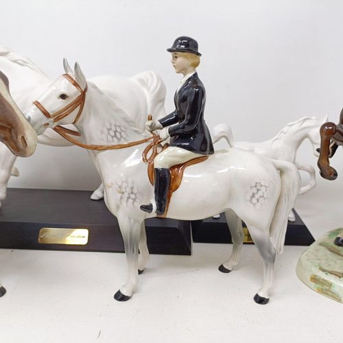 1458 - A Beswick huntsman, another, assorted Beswick horses, Beswick hounds and other Beswick items (qty)