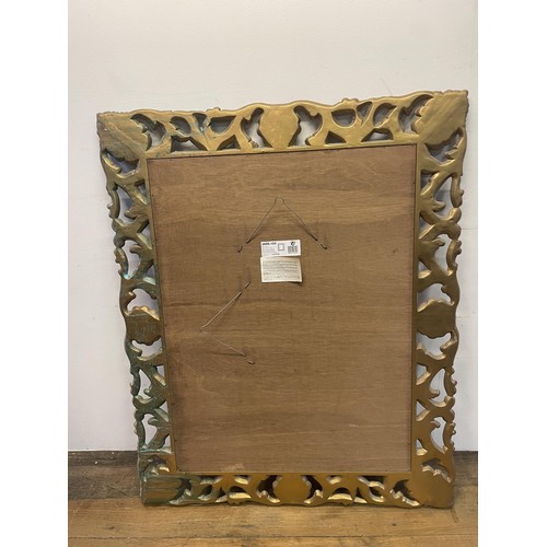 1674 - A gilt wall mirror, 110 x 90 cm