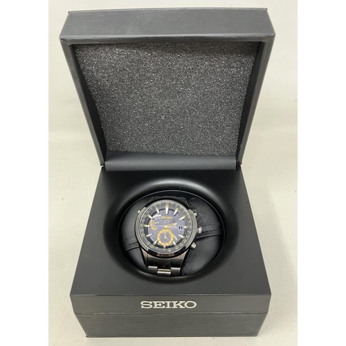 4 - A gentleman's titanium Seiko Astron GPS Solar wristwatch, boxed, with certificate, manual, and spare... 