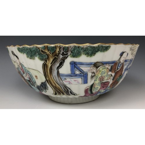 1618 - A Chinese bowl, of lobed circular form, decorated figures in famille rose enamel colours, painted se... 