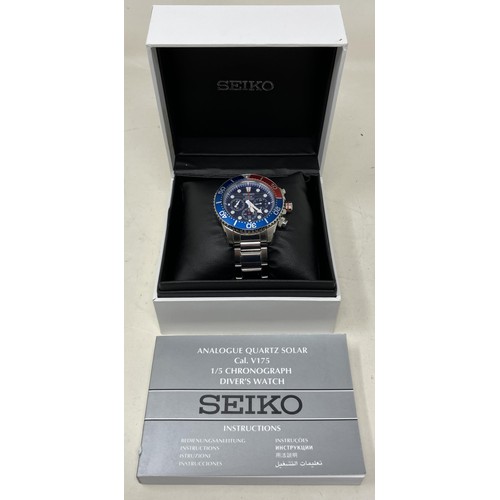 31 - A gentleman's stainless steel Seiko Solar Chronograph Divers 200 wristwatch, boxed, with instruction... 