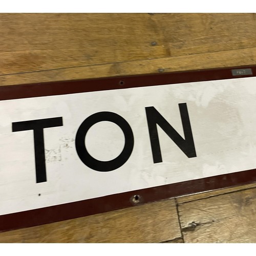 373 - A London Underground enamel sign, Euston, 23 x 114 cm