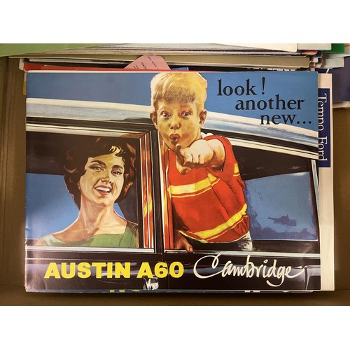 322 - Assorted vehicle brochures, including Austin A60 Cambridge, Thames Trader and Morris Mini Cooper