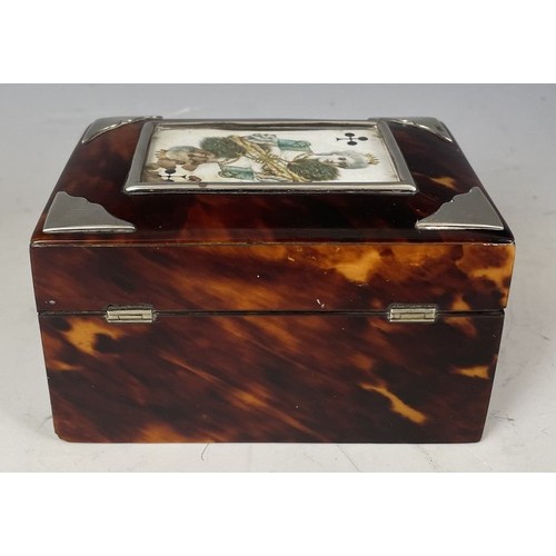 1862 - A 19th century tortoiseshell and silver mounted card box, 11 cm wide