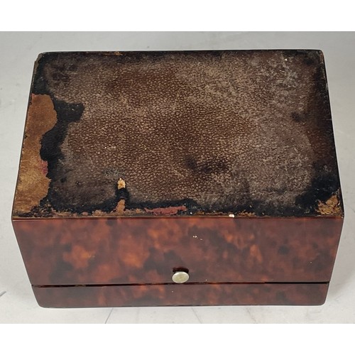 1862 - A 19th century tortoiseshell and silver mounted card box, 11 cm wide