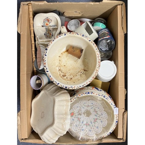 1837 - A blue and white meat plate, a part tea set, and assorted other ceramics (3 boxes)