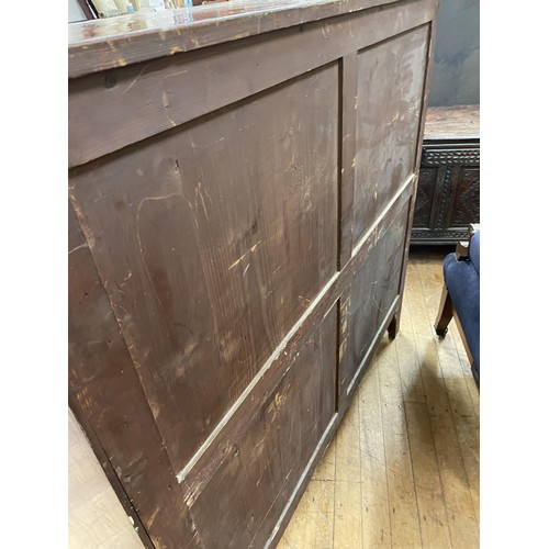 2004 - A 19th century mahogany chest, having two short and four long drawers, 140 cm wide