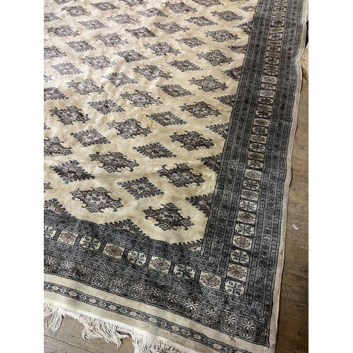 2005 - A Persian type cream ground carpet, 300 x 243 cm