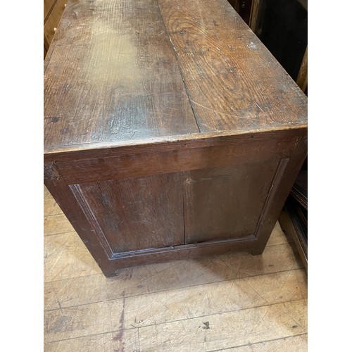 1958 - An oak coffer, 95 cm wide, a stool, and a bible box (3)