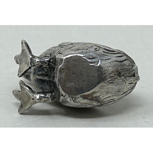 48 - A silver coloured metal novelty pin cushion, in the form of a chick, 6.6 g, 2 cm wide