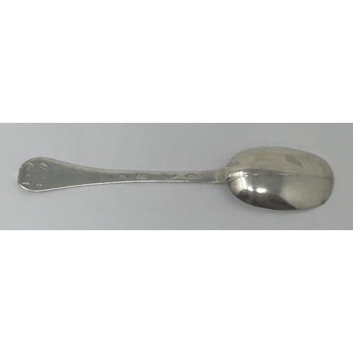 91 - An 18th century silver rat tail trefid spoon, marks rubbed, 1.2 ozt