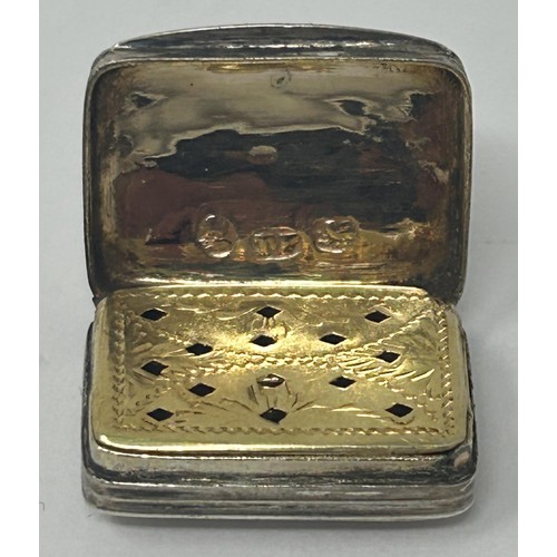 117 - A 19th century silver vinaigrette, marks rubbed, 6.4 g