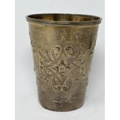 129 - A Victorian silver beaker, London 1871, 3.9 ozt