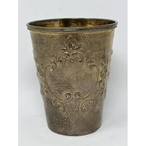 129 - A Victorian silver beaker, London 1871, 3.9 ozt