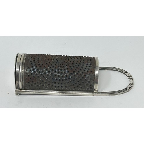 143 - A George IV silver and metal nutmeg grater, London 1825