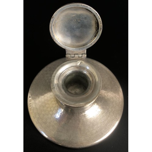 165 - A George V silver capstan inkwell, Birmingham 1919, 9 cm diameter