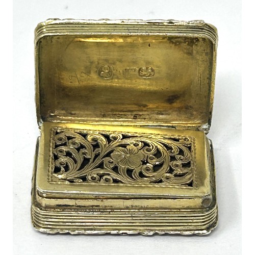 223 - A George IV silver gilt vinaigrette, London 1823, 21.6 g