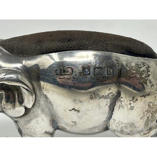 225 - An Edward VII novelty silver pin cushion, in the form of an elephant, Birmingham 1907