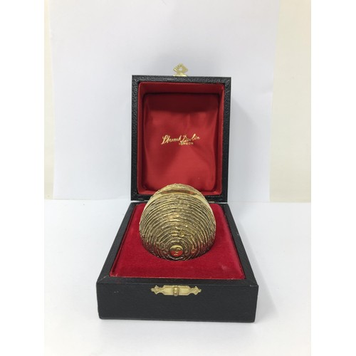 80 - A silver gilt Easter egg, by Stuart Devlin, No 35, London 1977, 5.35 ozt, cased