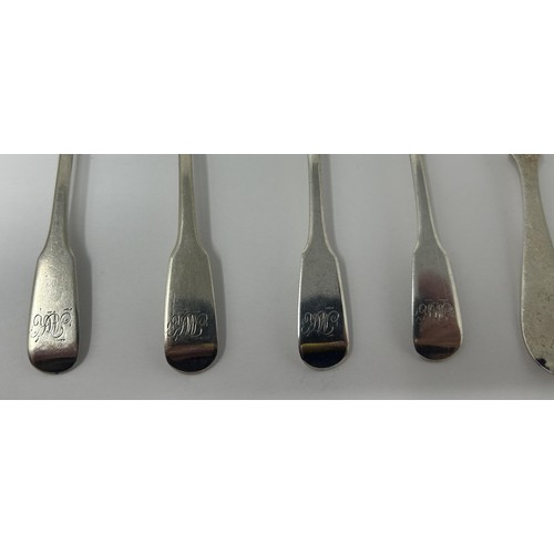 148 - Assorted silver teaspoons, 8.6 ozt