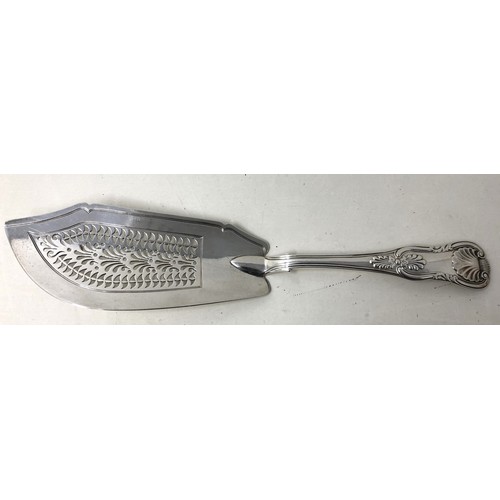 202 - A George III silver fiddle and shell pattern fish slice, London 1785, 6.9 ozt