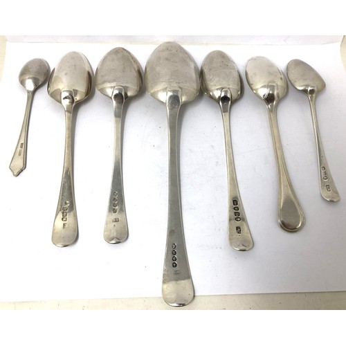 216 - A George III Old English pattern silver spoon, and assorted other spoons, various dates and marks, 7... 