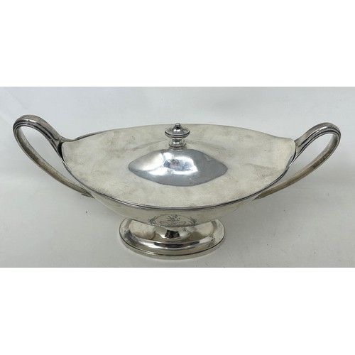 265 - A pair of George III silver tureens and covers, of navette form, London 1791, 36.9 ozt (2)