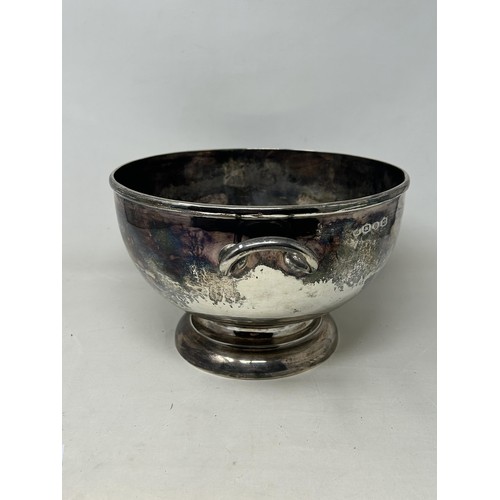 274 - A Victorian silver two handle bowl, Birmingham 1892, 35.84 ozt, and a silver plated salver (2)