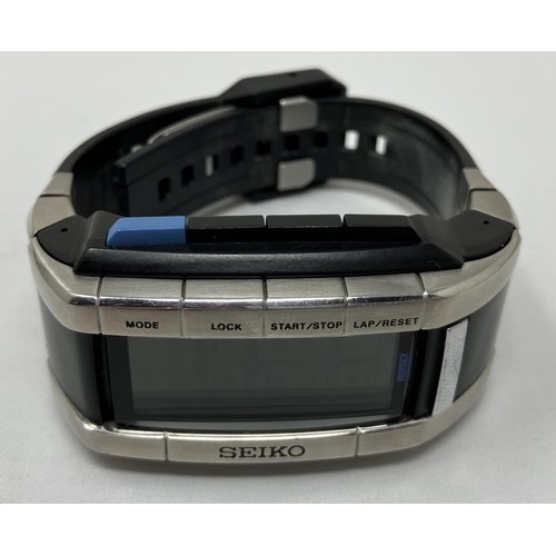 333 - A gentleman's Seiko Digital watch